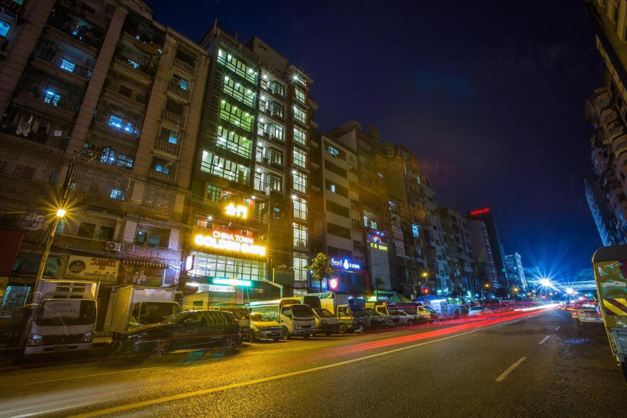 Golden Gate China Town Hotel Γιανγκόν Εξωτερικό φωτογραφία