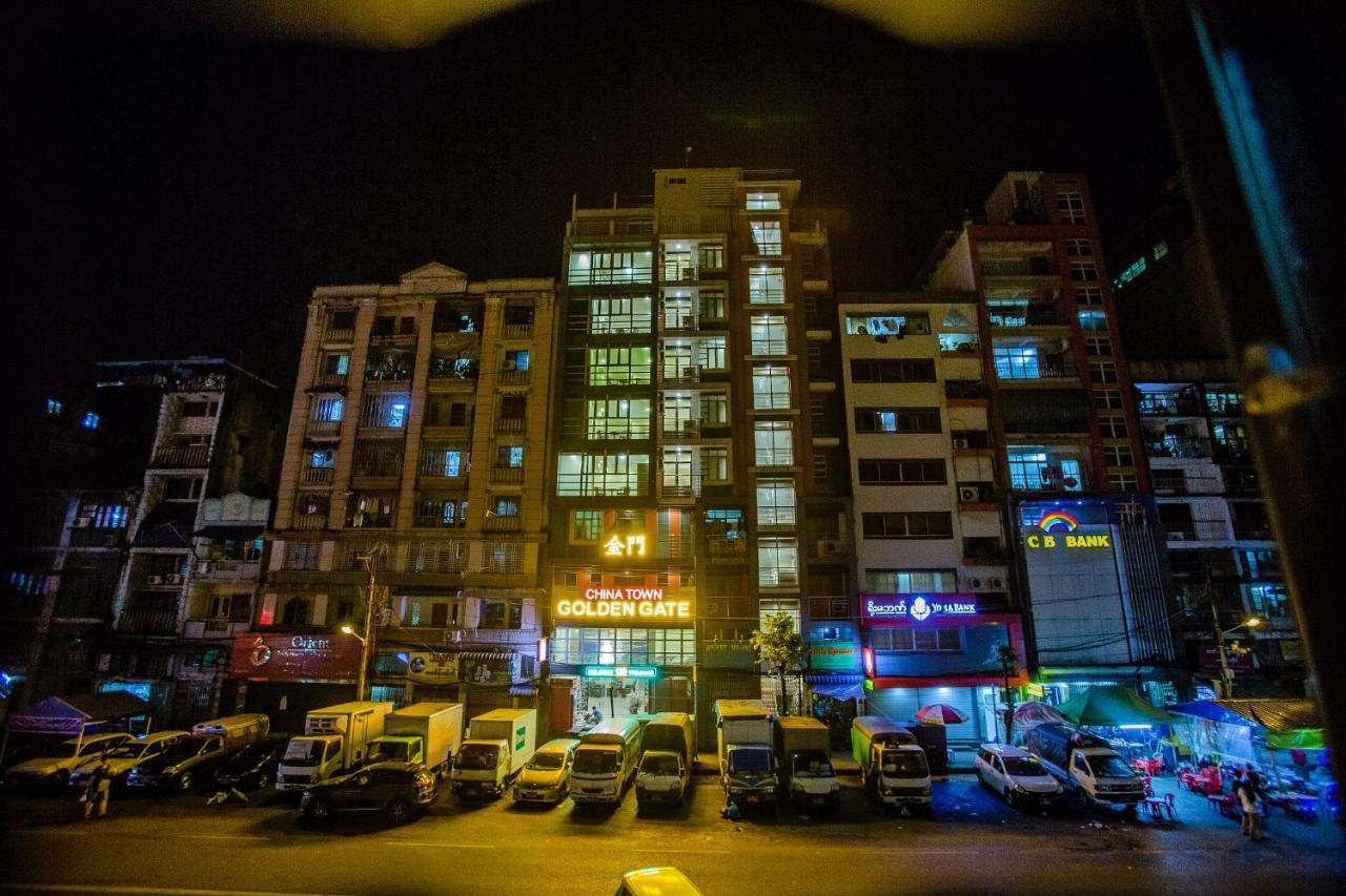 Golden Gate China Town Hotel Γιανγκόν Εξωτερικό φωτογραφία