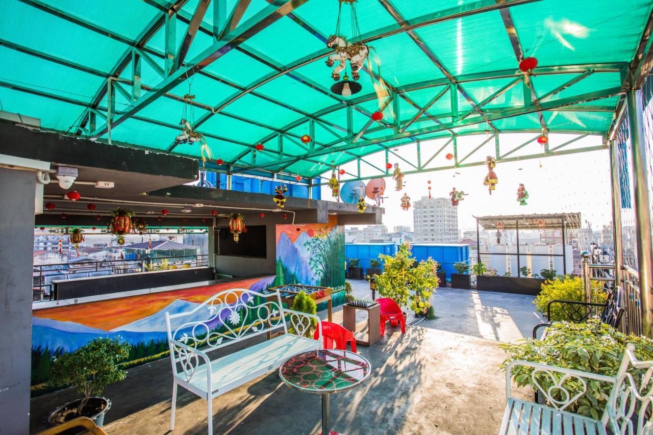 Golden Gate China Town Hotel Γιανγκόν Εξωτερικό φωτογραφία