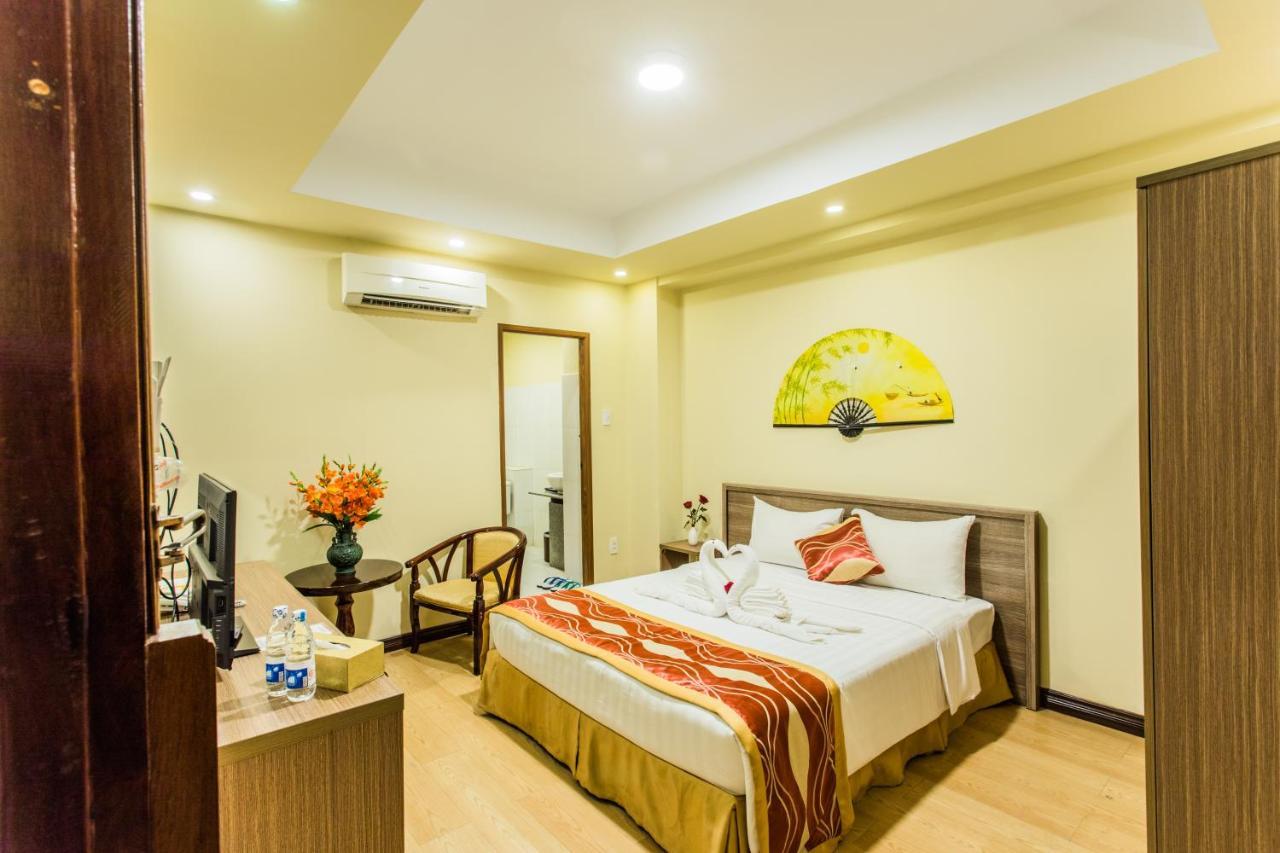 Golden Gate China Town Hotel Γιανγκόν Εξωτερικό φωτογραφία